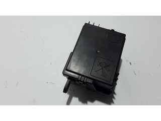 Блок предохранителей  243805284R   Dacia Spring    