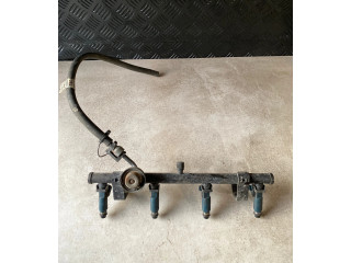 Топливная рампа Jeep Cherokee III KJ