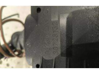 Блок предохранителей 30728132 Volvo V70