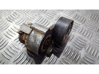 Устройство натяжки ремня