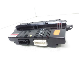 Блок управления климат-контролем 3M5T18C612AR Ford Focus