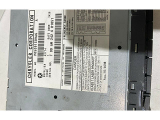 Радио/ проигрыватель CD/DVD / навигация