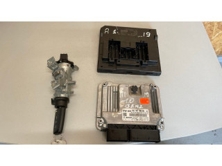 Řídící jednotka 04C907309BB, 5Q0937084DC   Audi A1 2019