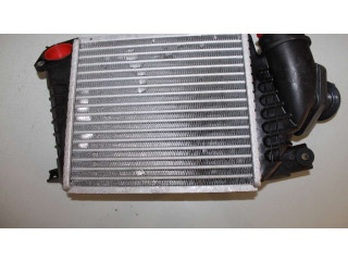 Интеркулер  21821AA030   Subaru Forester SH 