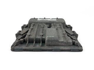 Блок управления двигателем Блок управления 237101384S, 237107137R Dacia Duster