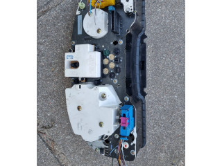 Панель приборов    Audi 80 90 B3       