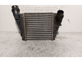 Интеркулер 144613211R, M152151F Renault Twingo II