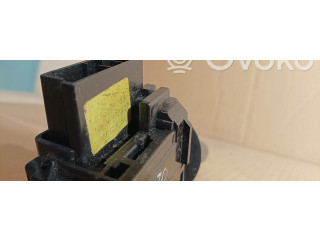 Ручка стеклоочистителей 9606378577, 33689501 Peugeot 605