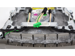 Подушка безопасности водителя 30754314   Volvo V70