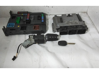 Комплект блоков управления DV6DTED   Peugeot 2008 I