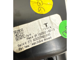 Панель приборов 156297200C, 156295783G Tesla Model S