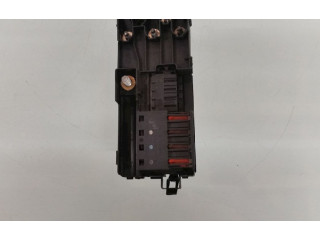 Блок предохранителей  2115452601, 01394841   Mercedes-Benz ML W164    