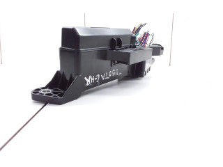 Блок предохранителей 71547921 Toyota C-HR