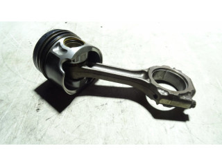 Píst 33FB, HAZ2701 Alfa Romeo 147 pro naftový motor 1.9