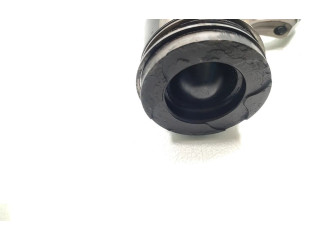 Поршень с шатуном 2AD-FHV Lexus IS 220D-250-350