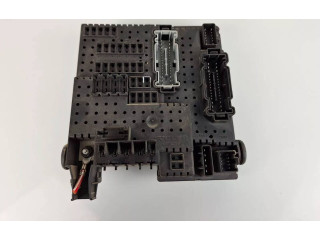 Блок предохранителей 8676391 Volvo XC90