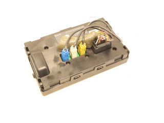 Дисплей       Renault Clio III