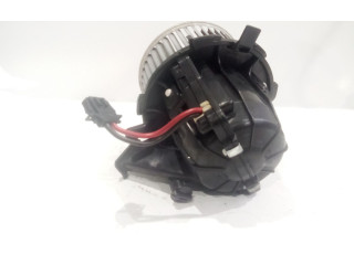 Вентилятор печки 8K1820021C Audi Q5 SQ5