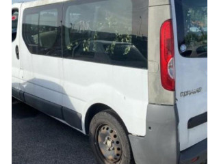 Моторчик дворников 7701055893    Renault Trafic II (X83)