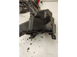 Блок предохранителей    Ford B-MAX    