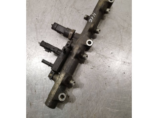 Топливная рампа 0445214017   Citroen C8  