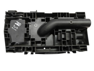 Блок предохранителей 68143318AE, 68143318AE Fiat Freemont