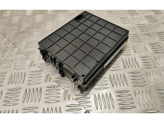 Блок предохранителей KT1T14D068DB, 8820694539   Ford Transit -  Tourneo Connect    