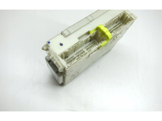 Pojistková skříňka 8273030631, 8273030631 Lexus GS 300 350 430 450H 2007