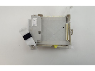 Pojistková skříňka 8273076030, 8273076030 Lexus CT 200H 2017