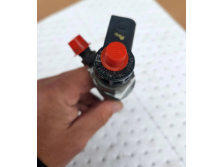 Vstřikovač 04L130277AE   Volkswagen Tiguan     