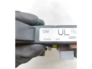   Pojistková skříňka 13368653   Opel Zafira C 2012