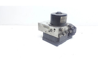 Блок АБС P08671225, 8671224   Volvo  V70  2000 - 2004 года