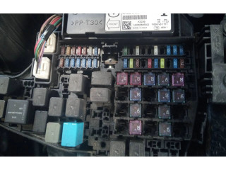 Pojistková skříňka Řídící jednotka BSM G46C675X0   Mazda 6 2015