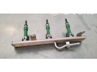 Топливная рампа 175204021R   Renault Clio V  