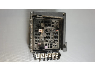 Блок предохранителей 84044722   Chevrolet Camaro    