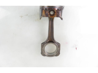 Поршень с шатуном    Peugeot 407