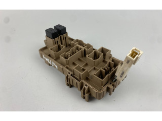 Блок предохранителей  610125   Subaru Forester SG    