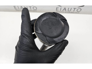 Píst 7565233 BMW X6 E71 N63B44