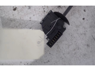 Ручка стеклоочистителей 7701047265   Renault Trafic I