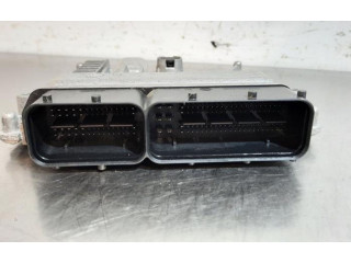 Блок управления двигателя 04L907445F Skoda Scala