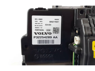 Přístrojová deska Volvo XC90 2019 32254289AA, 32254289