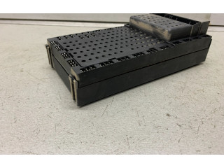 Блок предохранителей 9494673 Volvo S80