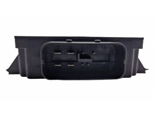 Блок управления PE0318572, 0311751112 Mazda 6