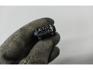 Зеркало электрическое        Skoda Fabia Mk3 (NJ)  2015 - 2021 года   