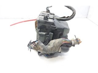 Pojistková skříňka 3660180KB2000 Suzuk Grand Vitara I