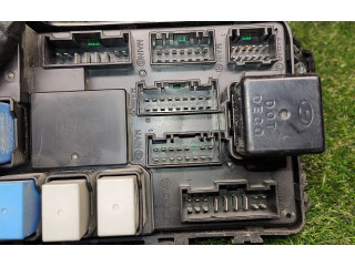 Блок предохранителей 919501G010   KIA Rio    