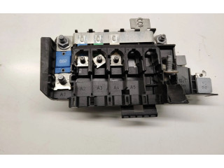 Блок предохранителей A2465400950, A0035422319 Mercedes-Benz A W176