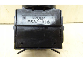 Ручка стеклоочистителей    Citroen C-Crosser