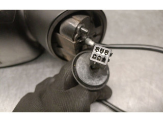 Зеркало электрическое Opel Meriva B 2010 - 2016 года