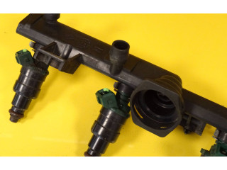 Топливная рампа 7700868573D, 875368   Renault Clio II  